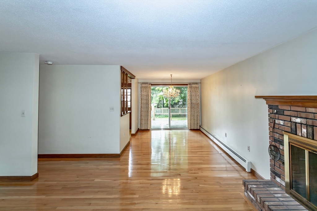 111 Susan Drive Westfield, MA 01085 - Photo 18 of 39