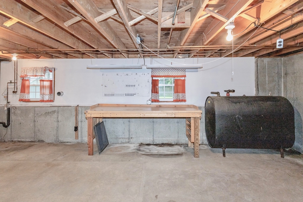 111 Susan Drive Westfield, MA 01085 - Photo 37 of 39