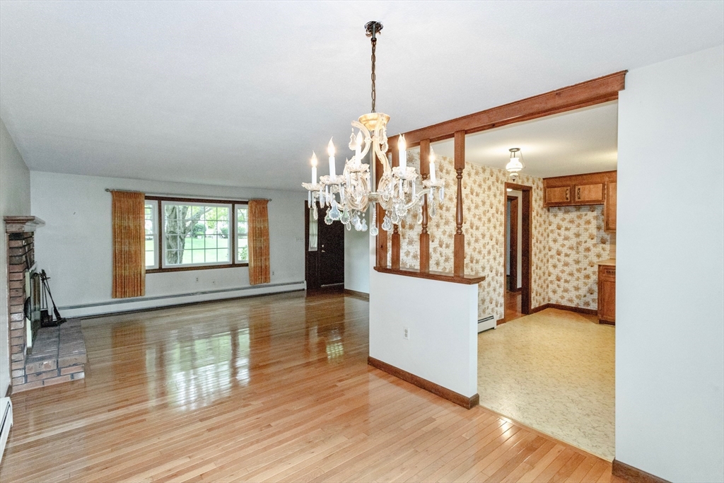 111 Susan Drive Westfield, MA 01085 - Photo 10 of 39