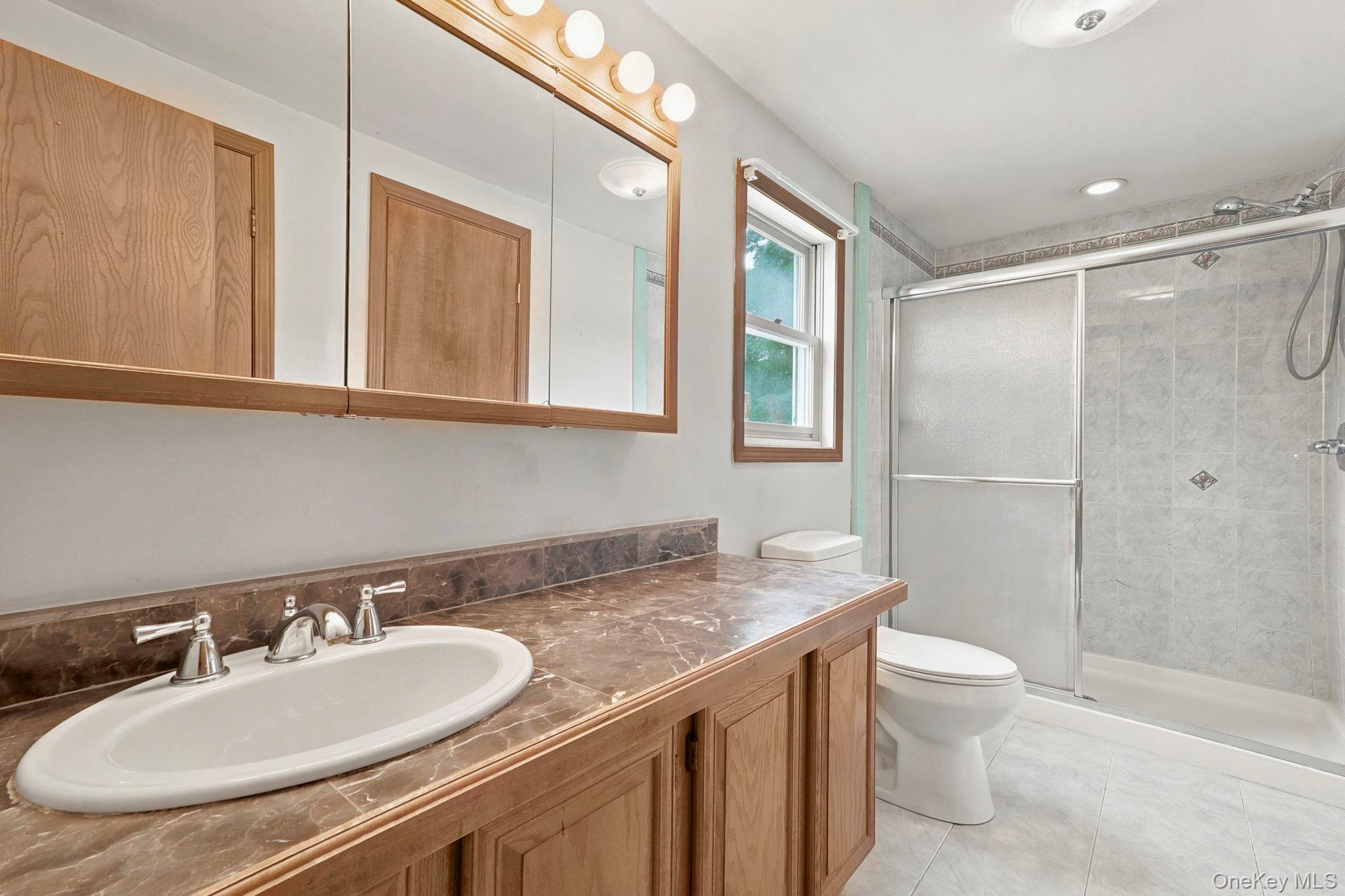 86 Spackenkill Road Poughkeepsie, NY 12603 - Photo 17 of 25 Gallery Image 17