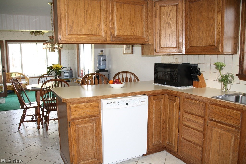 19050 Brookfield Drive Chagrin Falls, OH 44023 - Photo 4 of 28