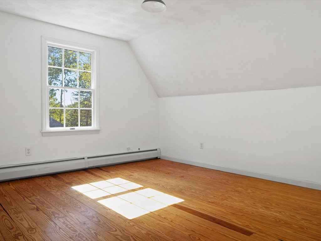 46 North Road Jamestown, RI 02835 - Photo 22 of 28