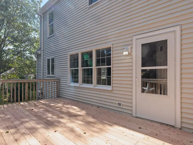 $1,325,000 | 46 North Road, Jamestown, RI 02835