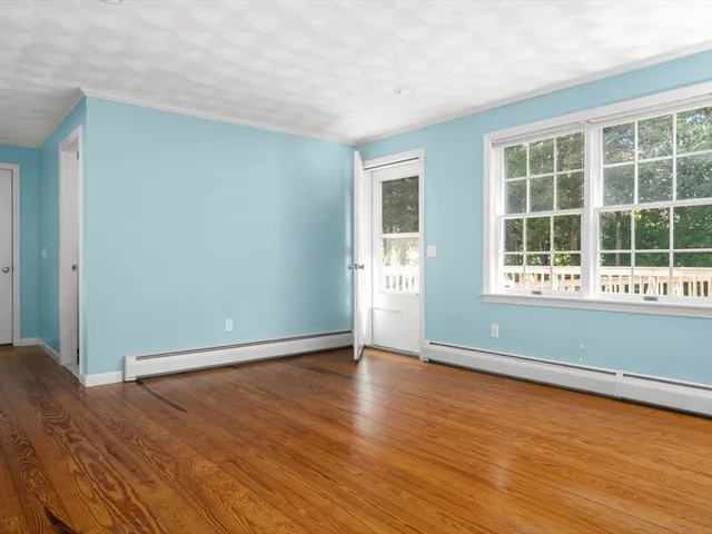 $1,325,000 | 46 North Road, Jamestown, RI 02835