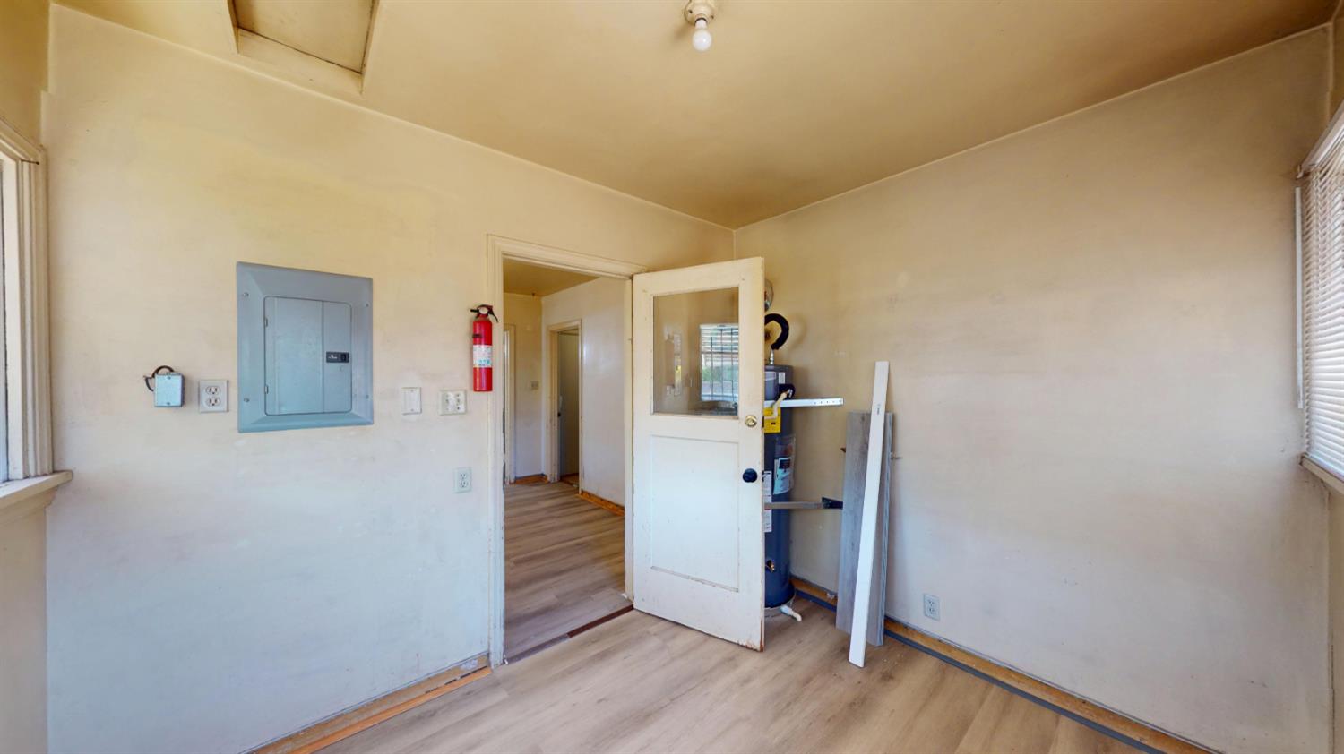 225 Merced Avenue Modesto, CA 95351 - Photo 13 of 19