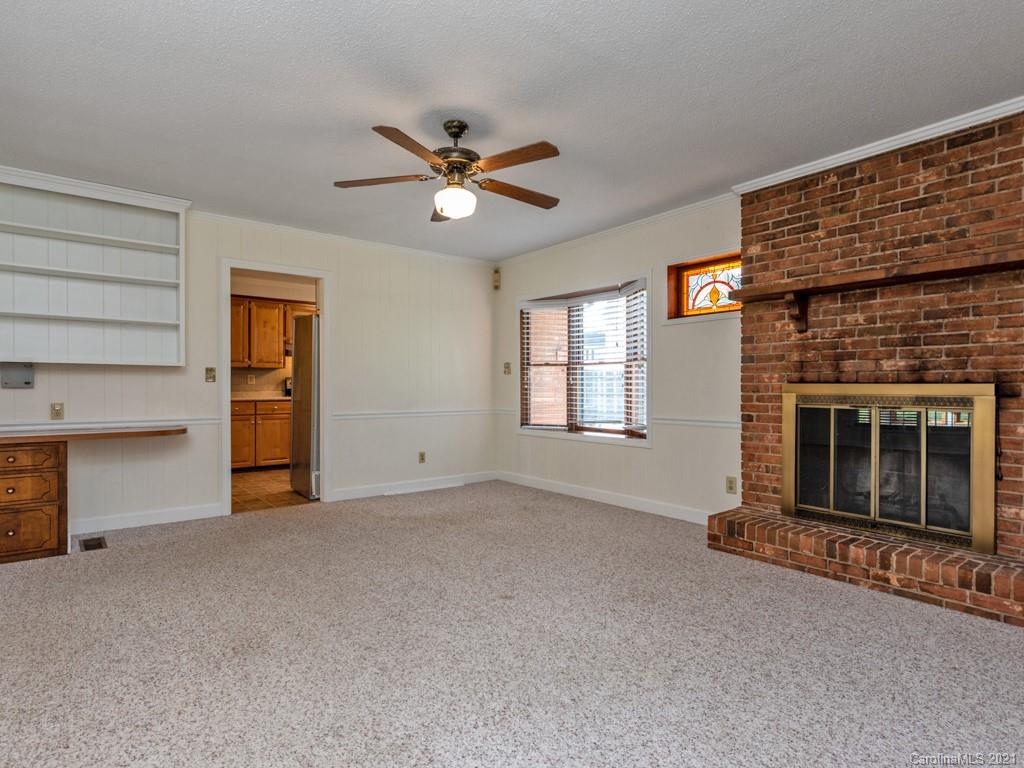 2525 Oakdale Road Charlotte, NC 28216 - Photo 14 of 40