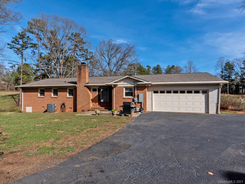 2525 Oakdale Road Charlotte, NC 28216 - Photo 31 of 40