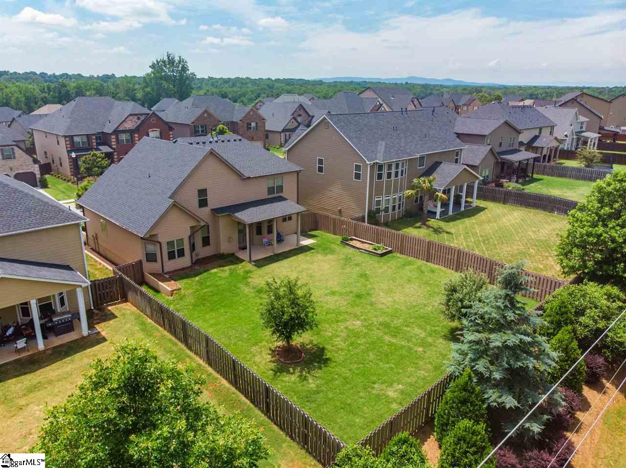 220 Sunnybrook Lane Greer, SC 29650 - Photo 3 of 31