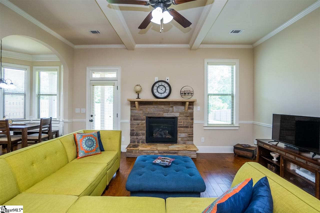 220 Sunnybrook Lane Greer, SC 29650 - Photo 6 of 31