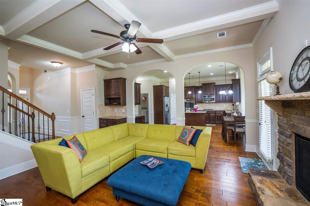 220 Sunnybrook Lane Greer, SC 29650 - Photo 8 of 31