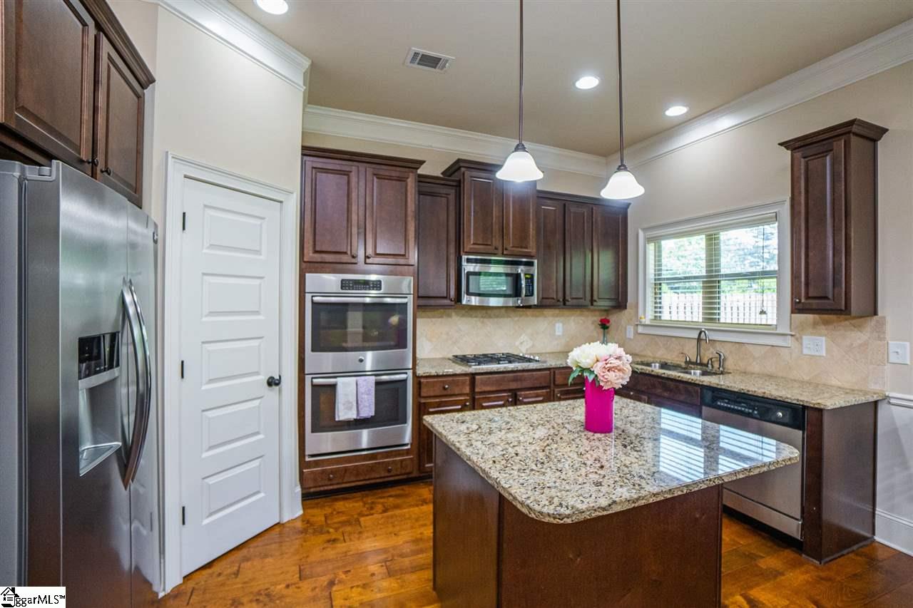 220 Sunnybrook Lane Greer, SC 29650 - Photo 10 of 31