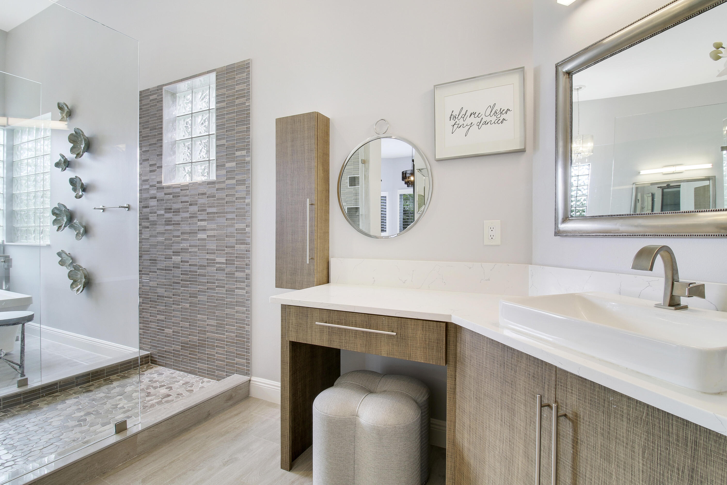 7606 La Corniche Circle Boca Raton, FL 33433 - Photo 28 of 49 Primary Bath