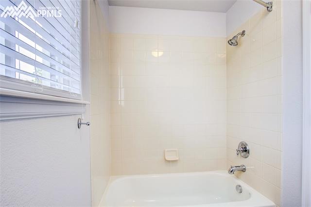 4111 Diamond Ridge View Colorado Springs, CO 80918 - Photo 20 of 31 Master bathroom