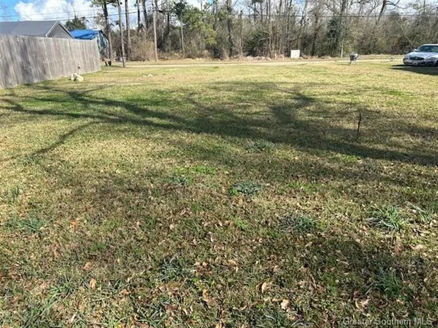 $15,500 | 1405 Guillory Street, Westlake, LA 70669