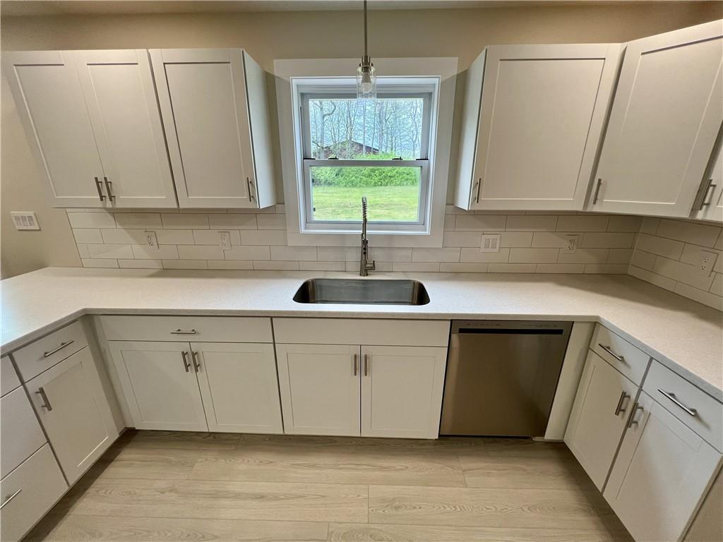 1057 Winfield Road Cabot, PA 16023 - Photo 16 of 34
