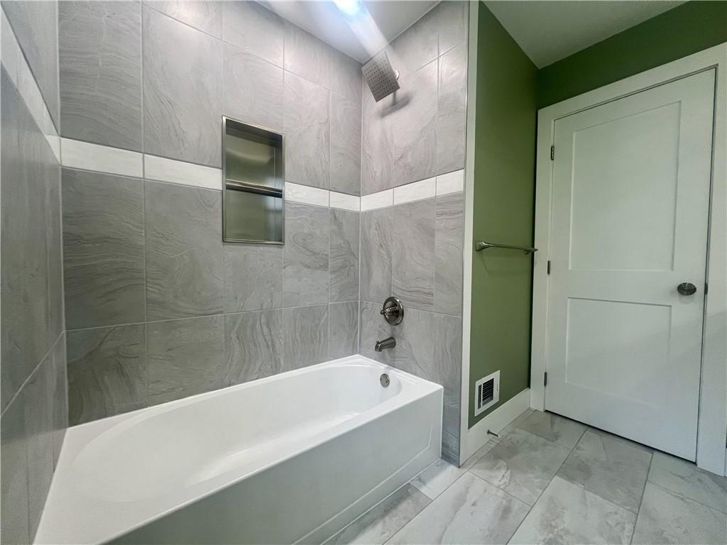 1057 Winfield Road Cabot, PA 16023 - Photo 23 of 34