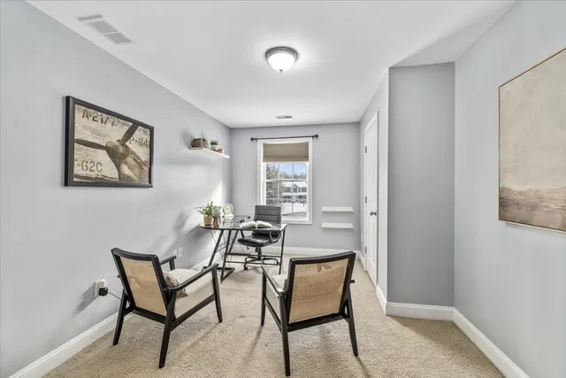 $799,000 | 10 Berlang Road, Londonderry, NH 03053