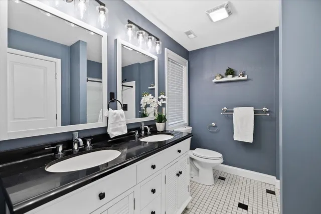 $799,000 | 10 Berlang Road, Londonderry, NH 03053