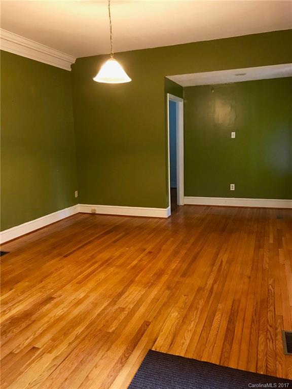 611 East Rutherford Street Landrum, SC 29356 - Photo 2 of 17 Gallery Image 2