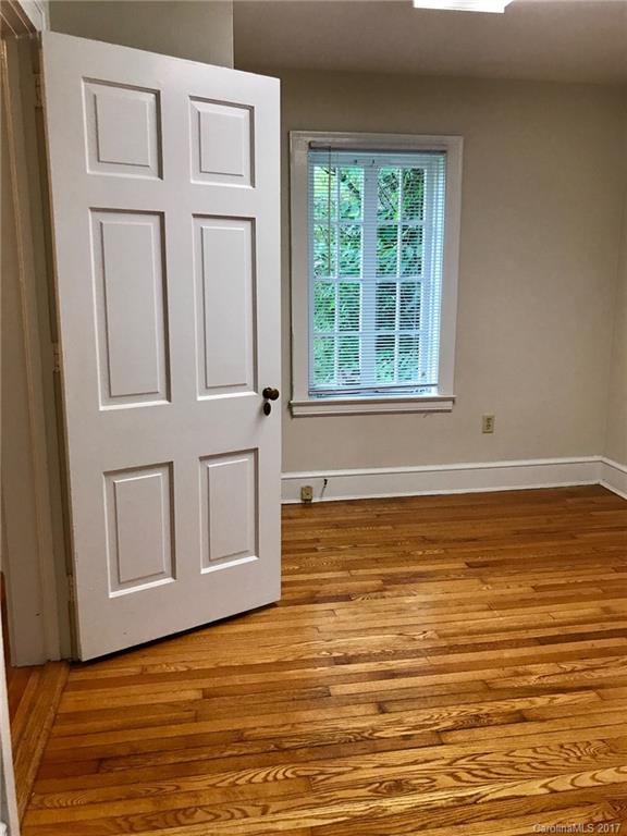 611 East Rutherford Street Landrum, SC 29356 - Photo 13 of 17 Gallery Image 13