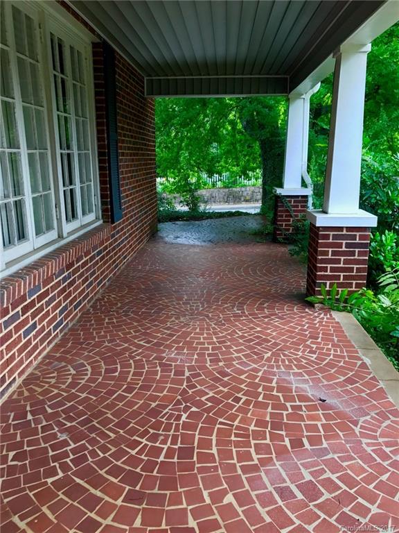 611 East Rutherford Street Landrum, SC 29356 - Photo 5 of 17 Gallery Image 5