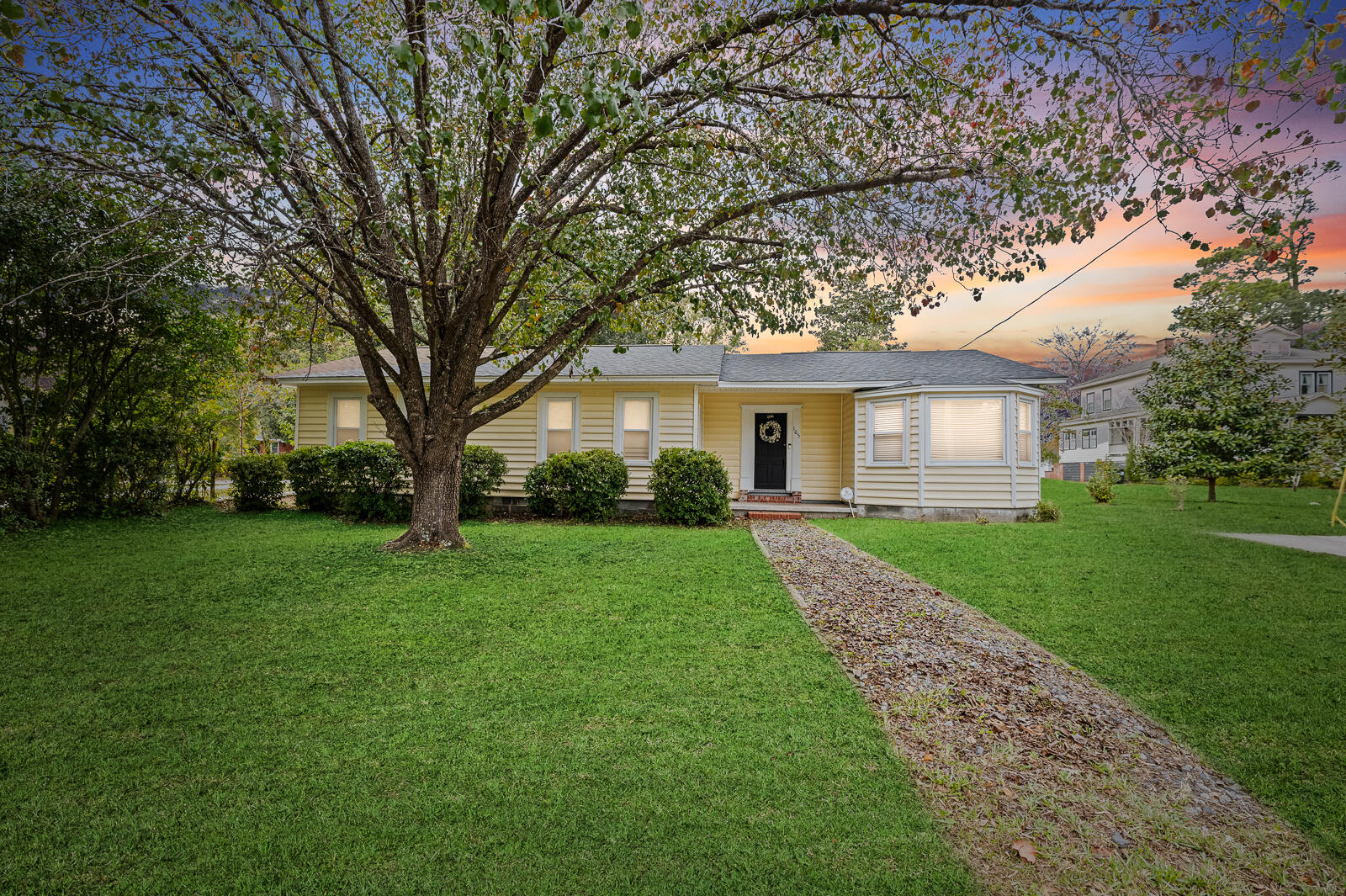 105 Broughton Road Moncks Corner, SC 29461 - Photo 2 of 21 105 Broughton Rd 1 of 26