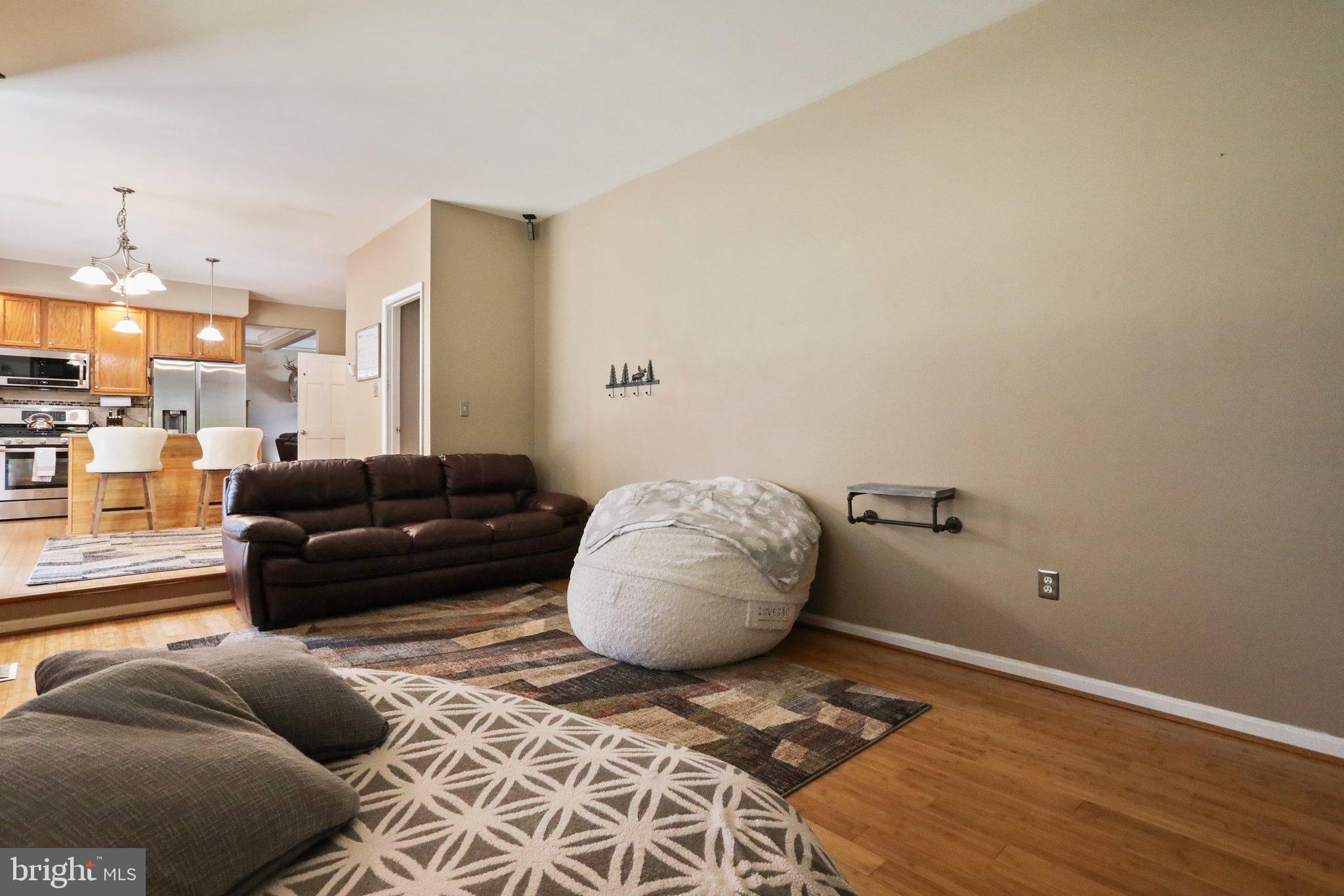 5887 Bridge Spring Road Frederick, MD 21704 - Photo 6 of 57 Gallery Image 6