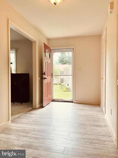 1016 Windrush Lane, Unit 25 Sandy Spring, MD 20860 - Photo 15 of 37 Welcoming entryway with natural light.
