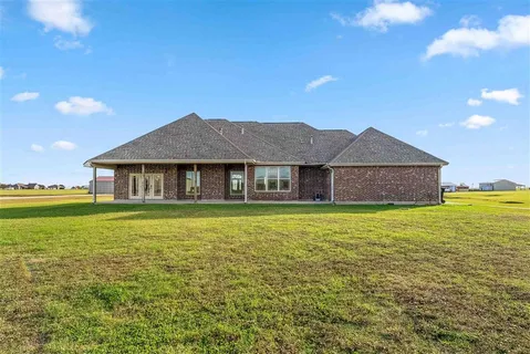 $489,000 | 24000 North Prairie Way, Iowa, LA 70647