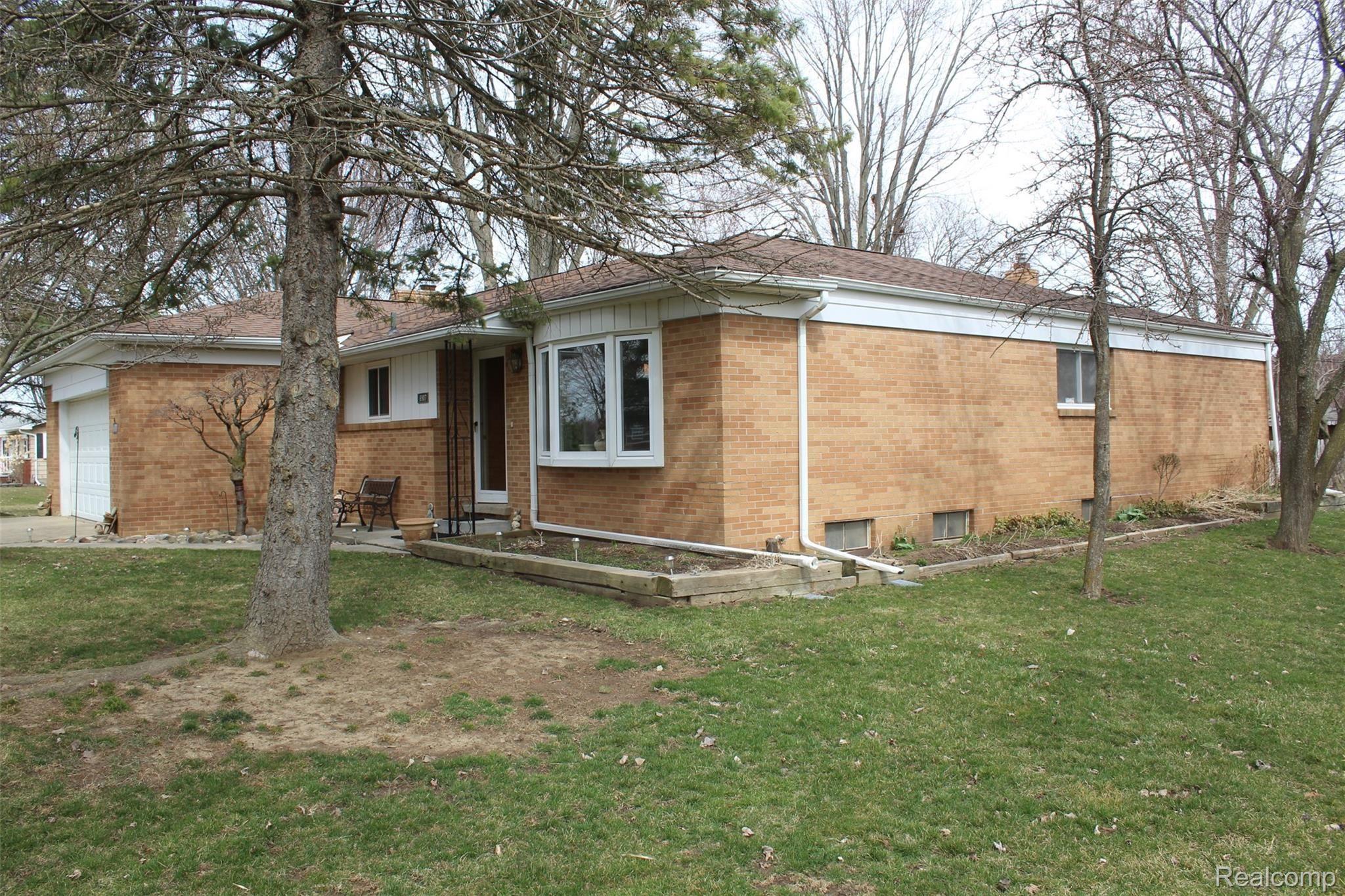 6907 Cade Road Brown City, MI 48416 - Photo 29 of 39 IMG_8126.JPG
