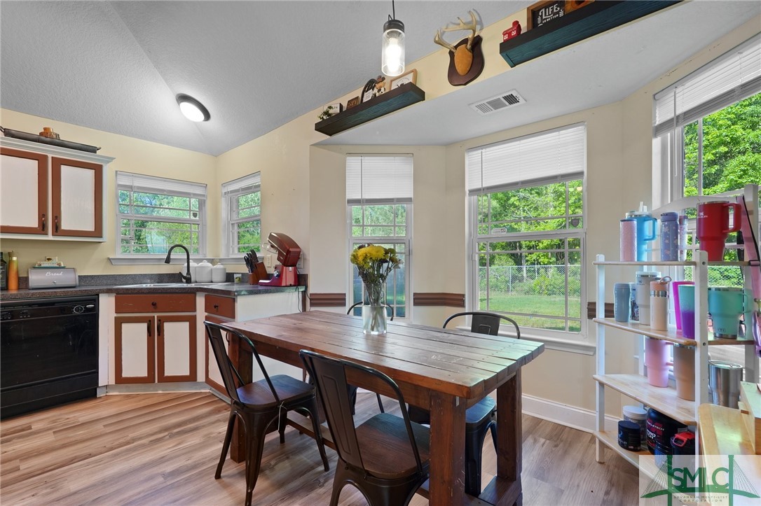 354 Deloach Road Northeast Ludowici, GA 31316 - Photo 6 of 30 Gallery Image 6