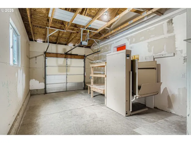 $344,900 | 2111 Pippin Street Northeast, Salem, OR 97305