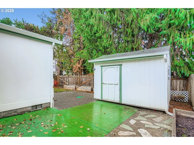 $344,900 | 2111 Pippin Street Northeast, Salem, OR 97305