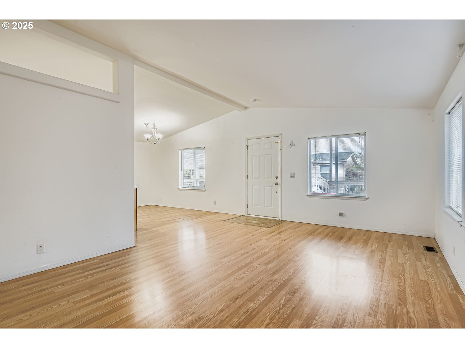 2111 Pippin Street Northeast Salem, OR 97305 - Photo 5 of 26 wooden floor in an empty room