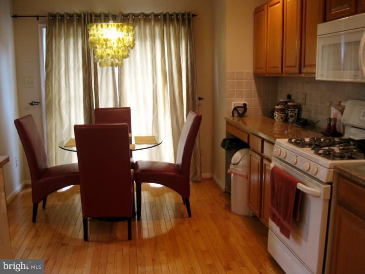 42 Heron Pointe Court Evesham, NJ 08053 - Photo 3 of 7