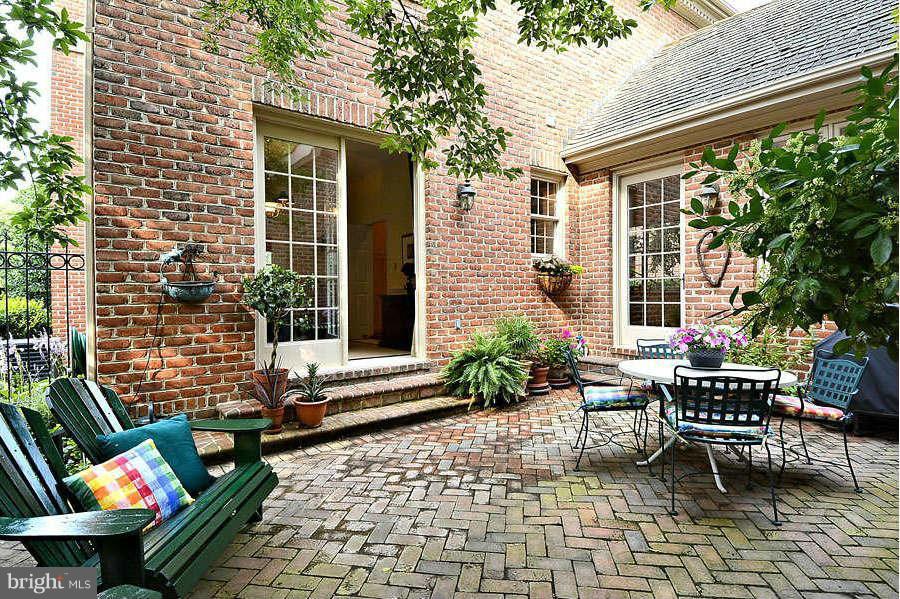 1130 South River Landing Road, Unit 1130 Edgewater, MD 21037 - Photo 2 of 29 Enchanting Private Courtyard