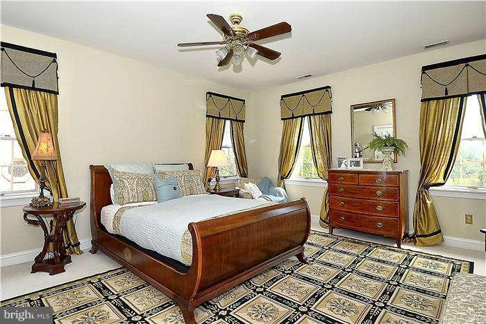 1130 South River Landing Road, Unit 1130 Edgewater, MD 21037 - Photo 14 of 29 Master Bedroom