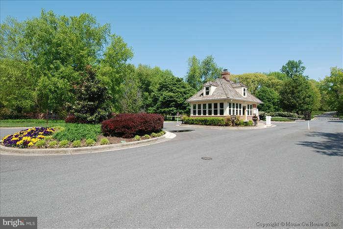 1130 South River Landing Road, Unit 1130 Edgewater, MD 21037 - Photo 21 of 29 South River Landing Guard House