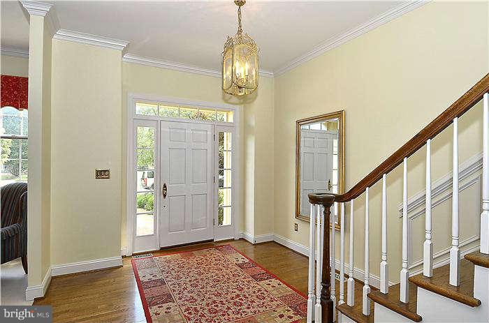 1130 South River Landing Road, Unit 1130 Edgewater, MD 21037 - Photo 8 of 29 Foyer