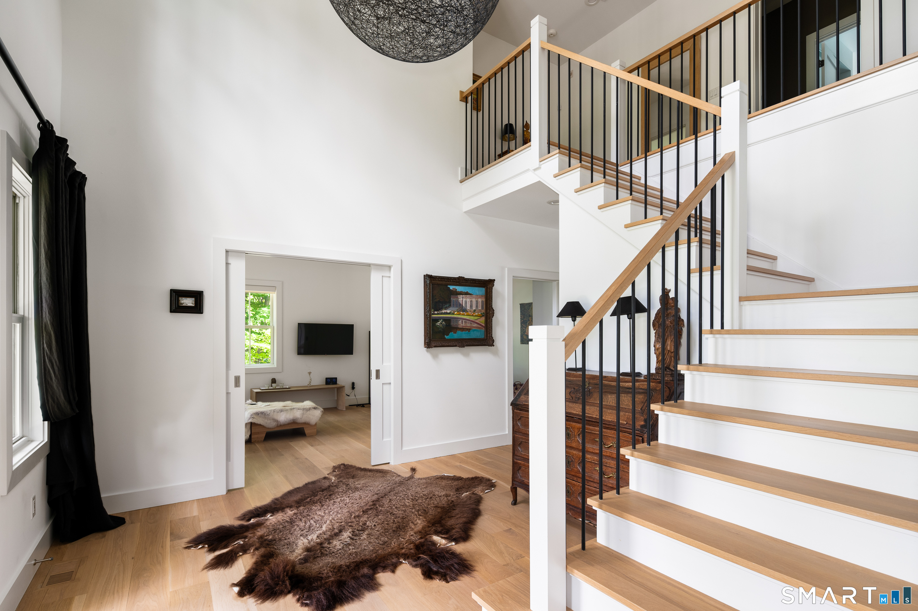 106 Pond Road Stamford, CT 06902 - Photo 4 of 32