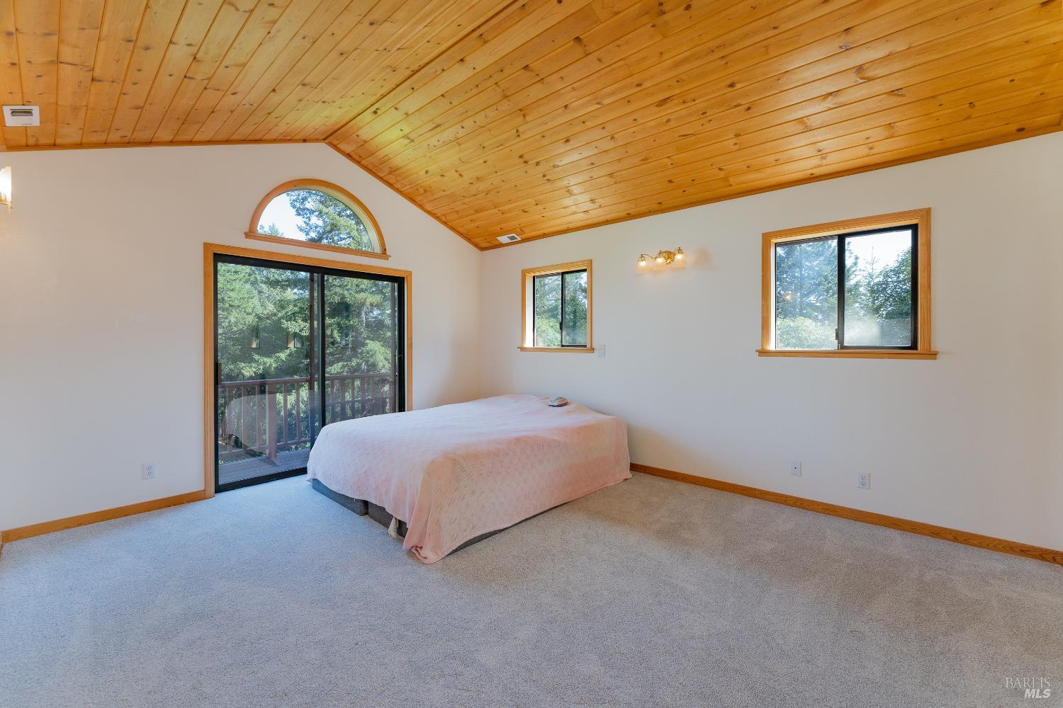 28801 Pinecrest Road Willits, CA 95490 - Photo 26 of 74