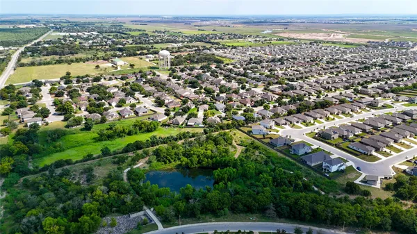 $2,350 | 112 Silver Spgs Bend, Kyle, TX 78640