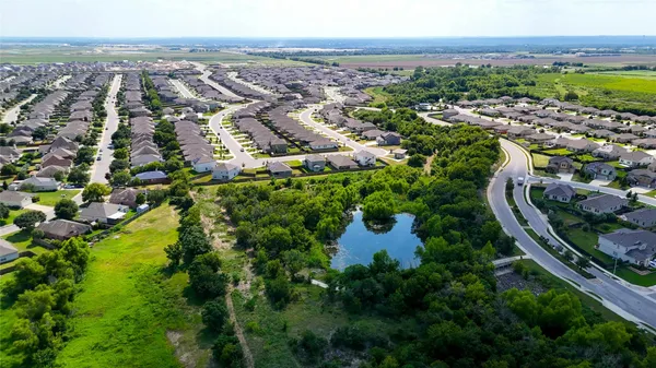 $2,350 | 112 Silver Spgs Bend, Kyle, TX 78640