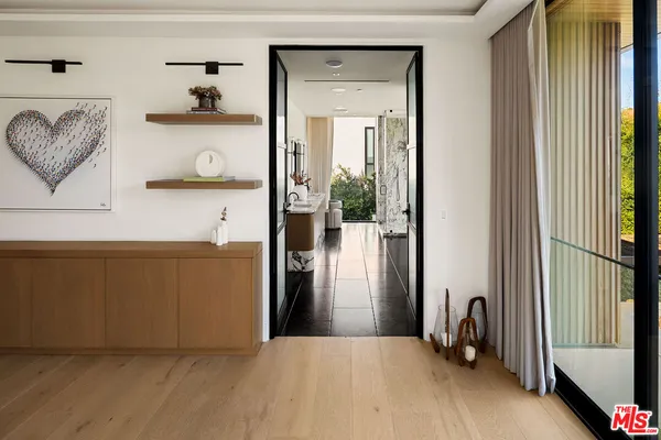$12,995,000 | 740 Warner Avenue, Los Angeles, CA 90024