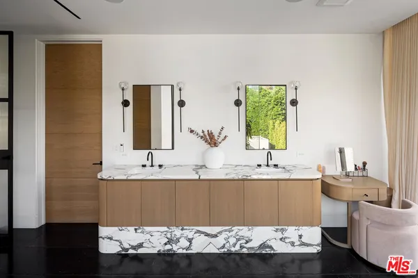 $12,995,000 | 740 Warner Avenue, Los Angeles, CA 90024