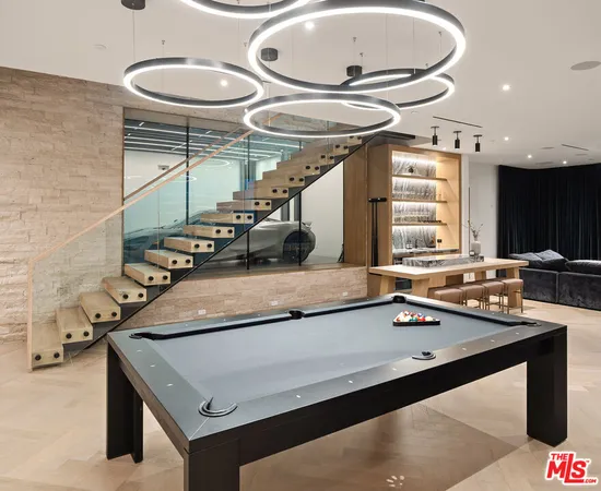 $12,995,000 | 740 Warner Avenue, Los Angeles, CA 90024