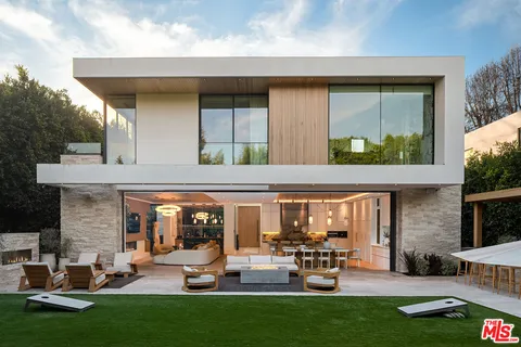 $12,995,000 | 740 Warner Avenue, Los Angeles, CA 90024