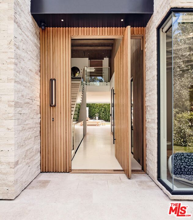 740 Warner Avenue Los Angeles, CA 90024 - Photo 4 of 53 a view of a balcony