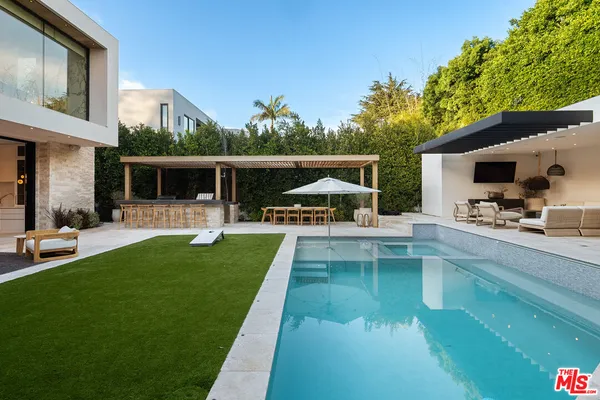 $12,995,000 | 740 Warner Avenue, Los Angeles, CA 90024