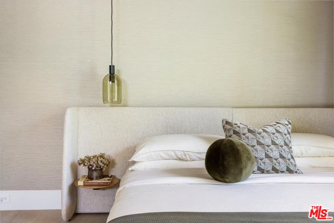 740 Warner Avenue Los Angeles, CA 90024 - Photo 48 of 53 a view of a couch in kitchen